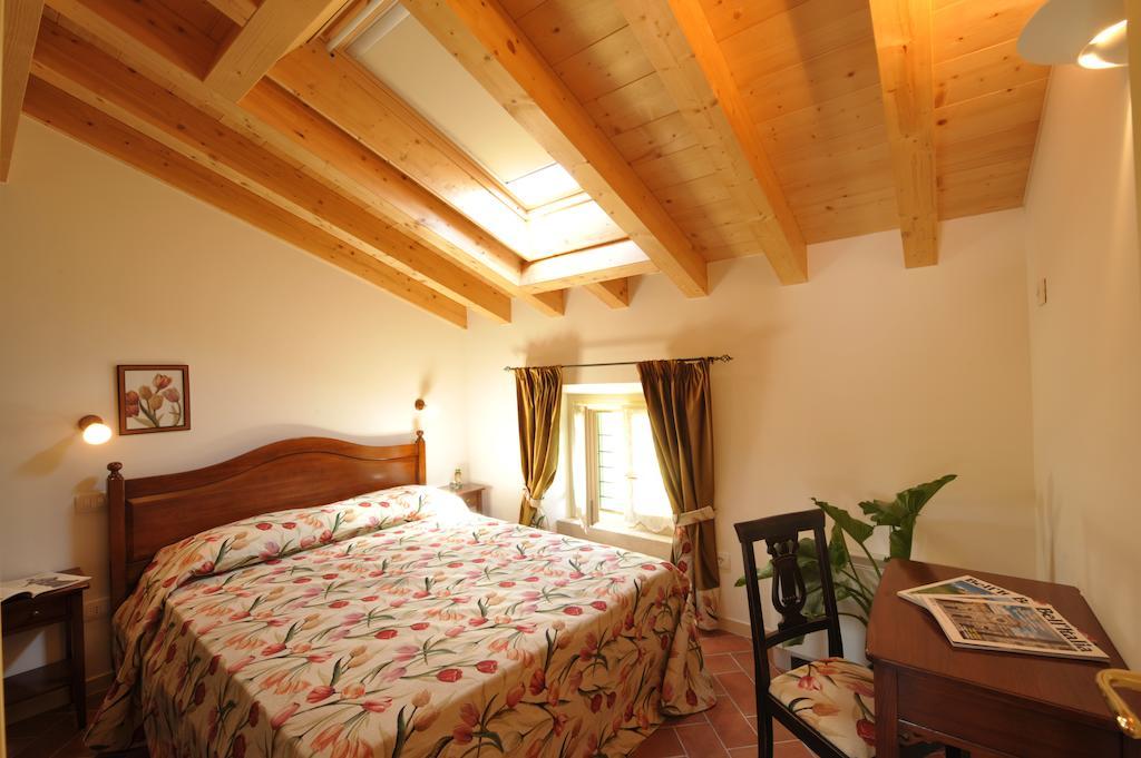 Le Camere Di Virgilio Monzambano Habitación foto