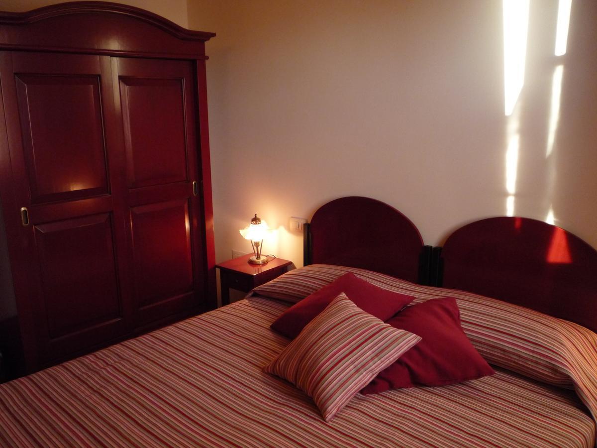 Le Camere Di Virgilio Monzambano Habitación foto